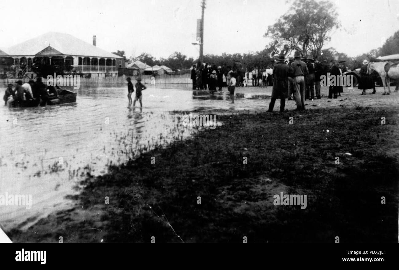 266 StateLibQld 1 45807 Bell and Heeney Streets during the 1921-22 floods in Chinchilla, Queensland Stock Photo