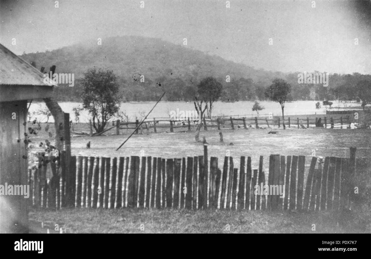 267 StateLibQld 1 46179 Floodwaters at Ballandean, 1902 Stock Photo