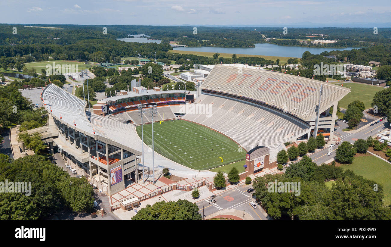 Clemson, South Carolina, USA. 9th August, 2018. Frank Howard Field at Clemson Memorial Stadium, popularly known as 'Death Valley', is home to the Clemson Tigers, an NCAA Division I FBS football team located in Clemson, South Carolina. Credit: Walter Arce/Alamy Live News Stock Photo
