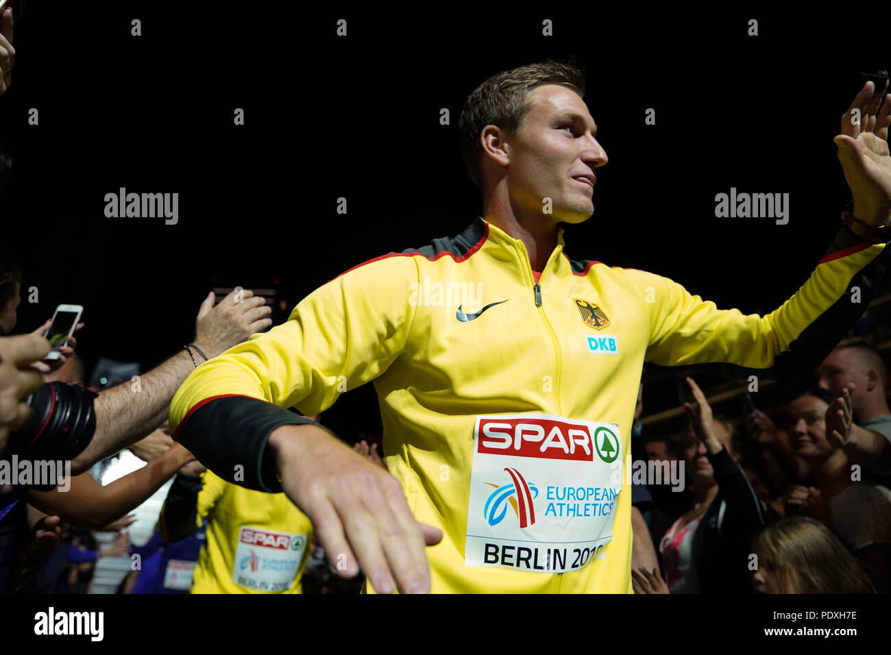 Berlin, Germany, 10 Aug 2018. Thomas Röhler (Germany) greets fans in the medal plaza during the medal ceremony for Mens Javelin at the European Athletics Championships in Berlin, Germany. Credit: Ben Booth Photography Credit: Ben Booth/Alamy Live News Stock Photo