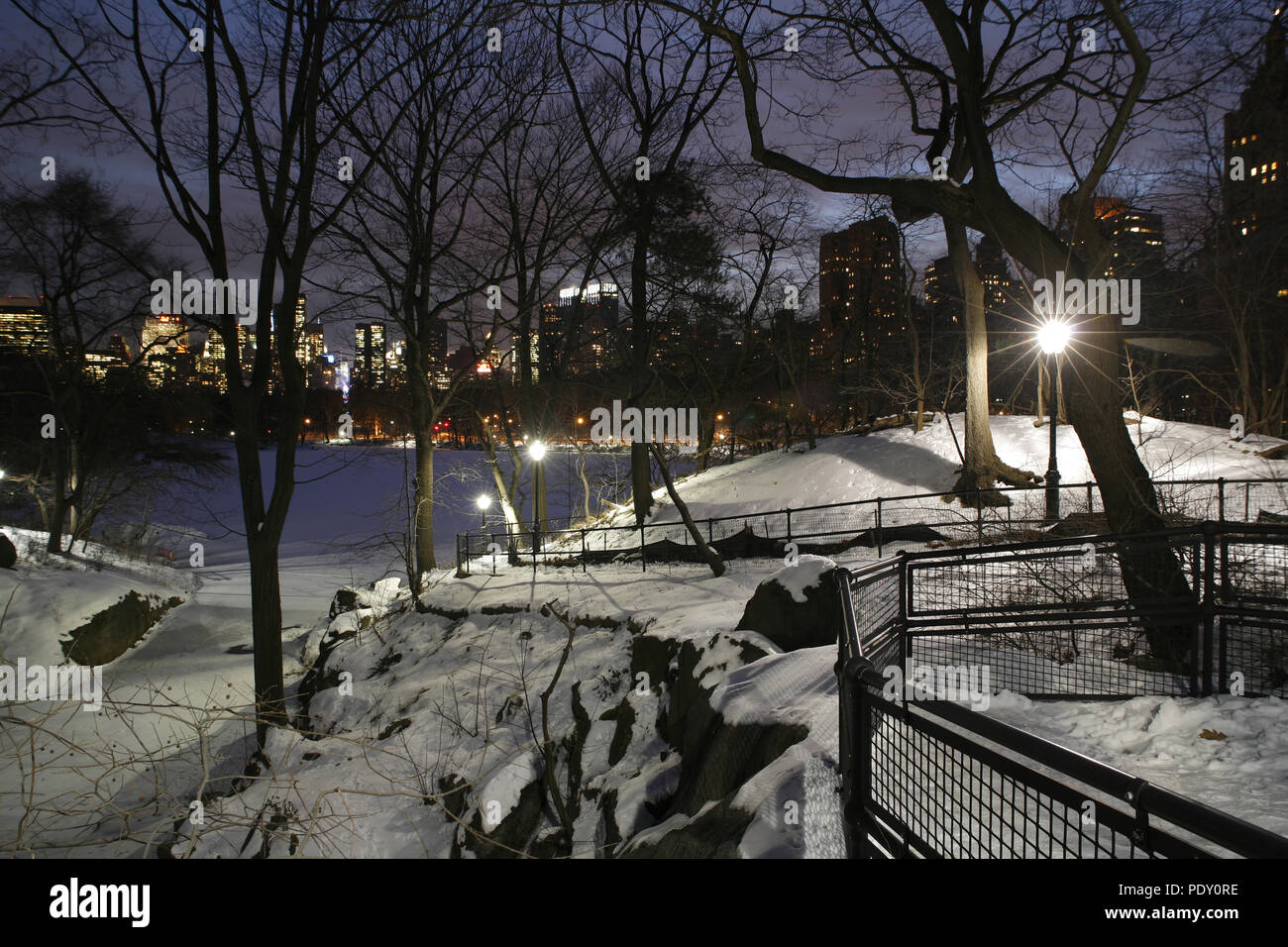 Central park at night with the snow hi-res stock photography and images ...