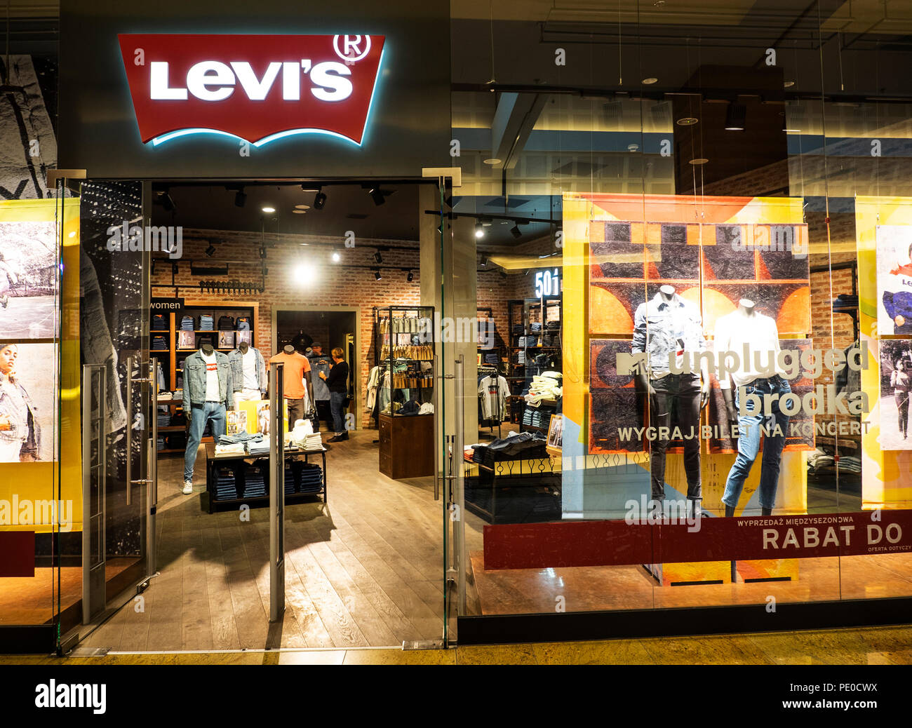 POLAND, KRAKOW - March 20, 2018: Levis store in Bonarka City Center Stock  Photo - Alamy
