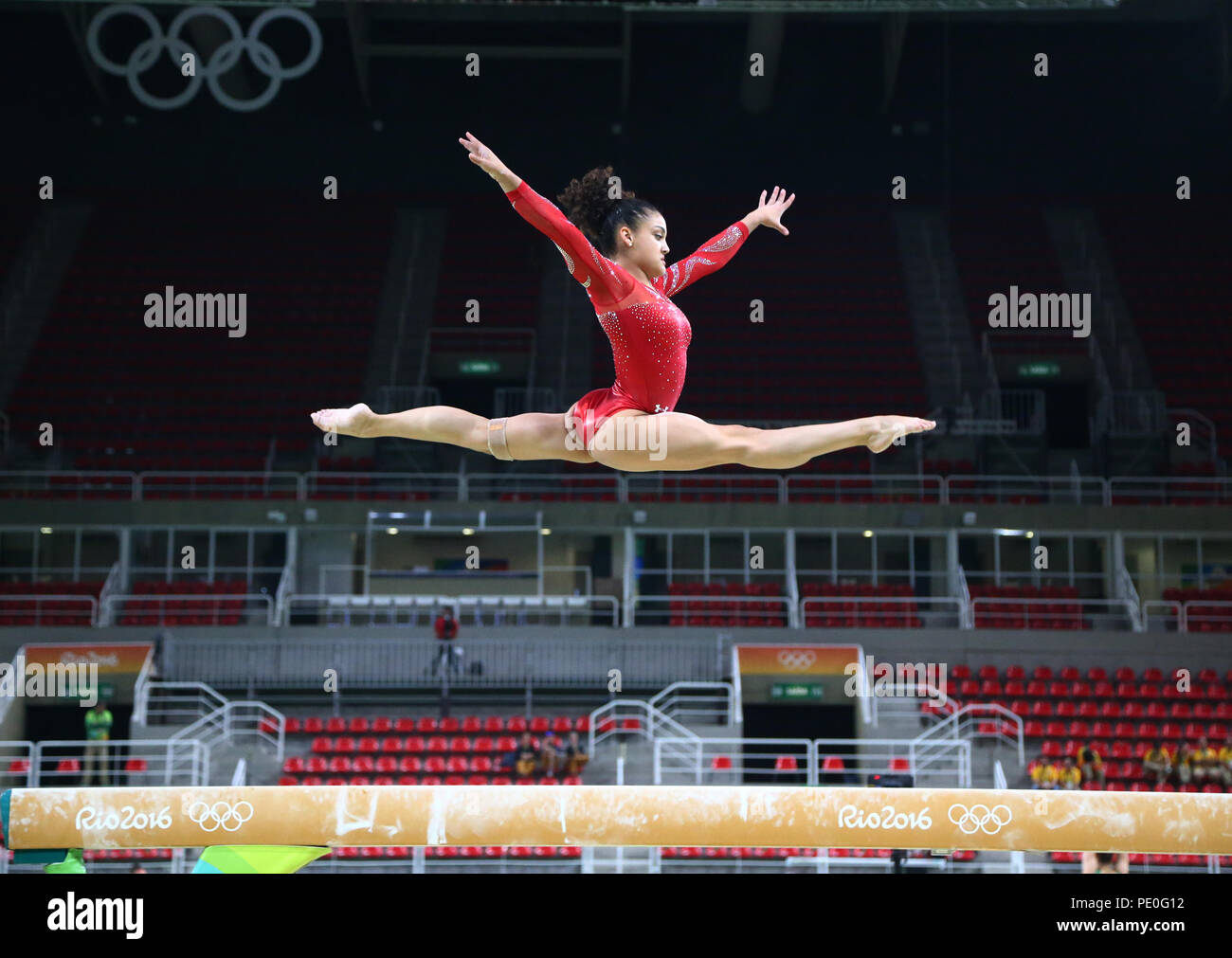 Olympic beam women hires stock photography and images Alamy