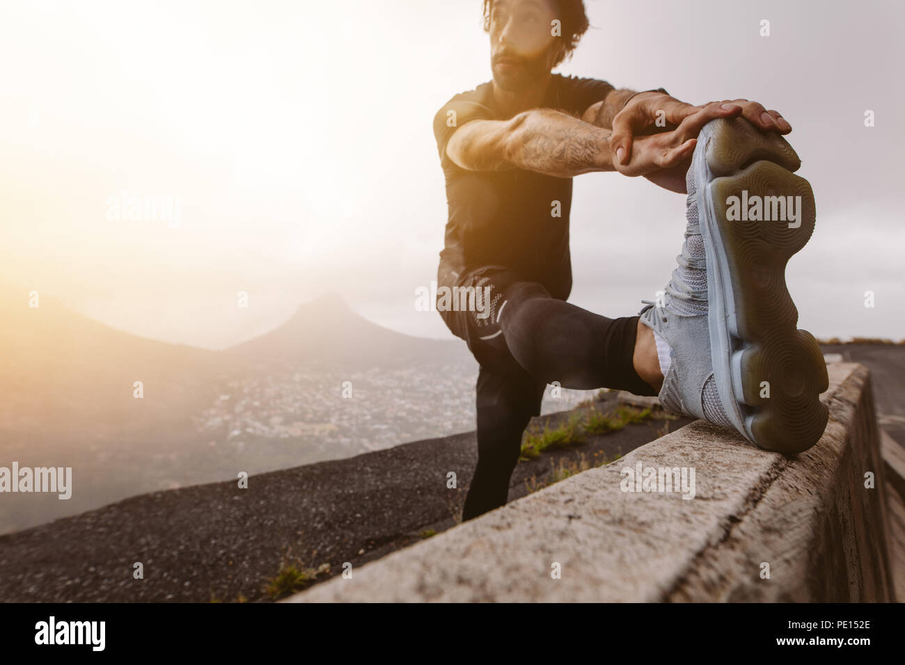 Stretching muscles hi-res stock photography and images - Alamy