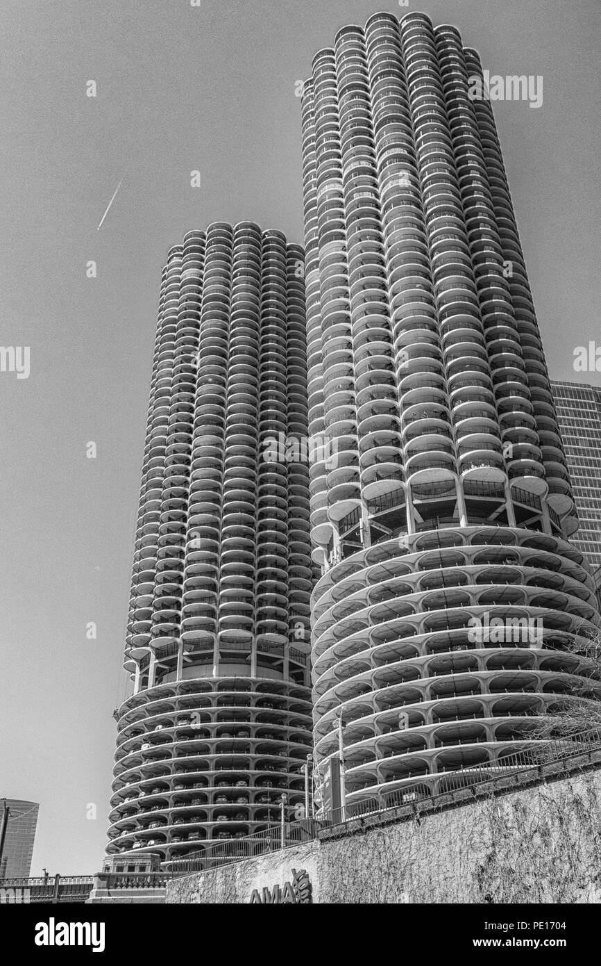 Skyline chicago city illinois Black and White Stock Photos & Images - Alamy