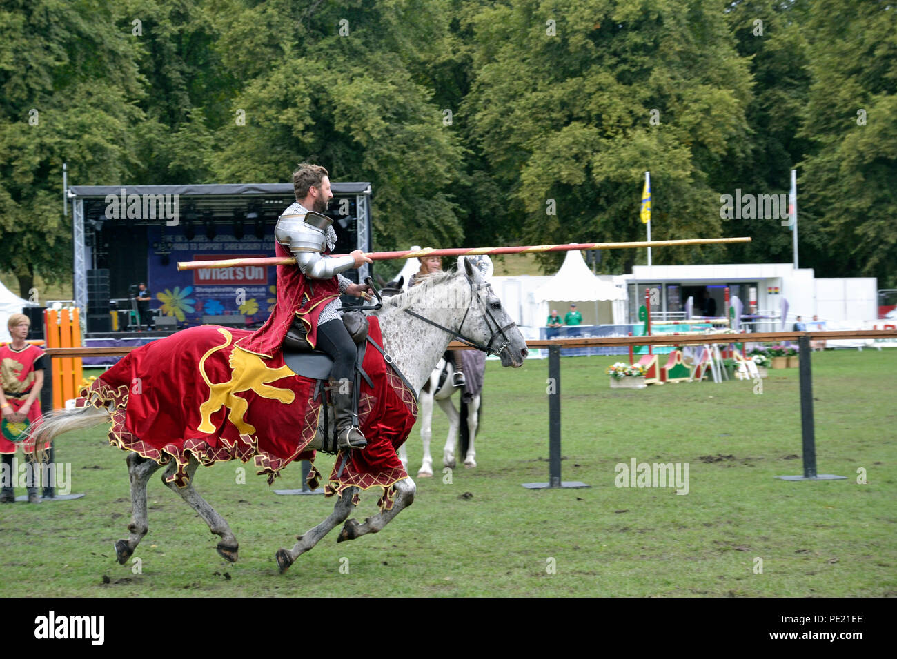 Jousting arena hires stock photography and images Alamy