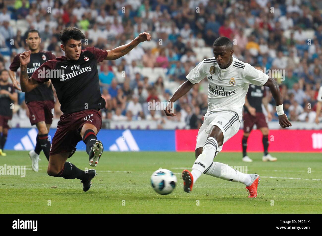 Milan Spain 11th August 2018 Real Madrid S Vinicius Junior R Vies For The Ball With Milan S