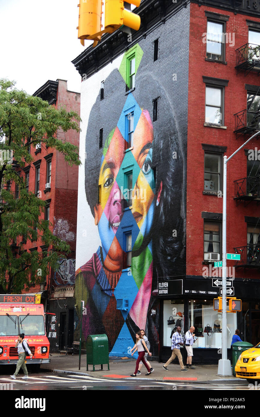 Uau! Brasileiro Kobra homenageia Michael Jackson em novo mural em Nova York