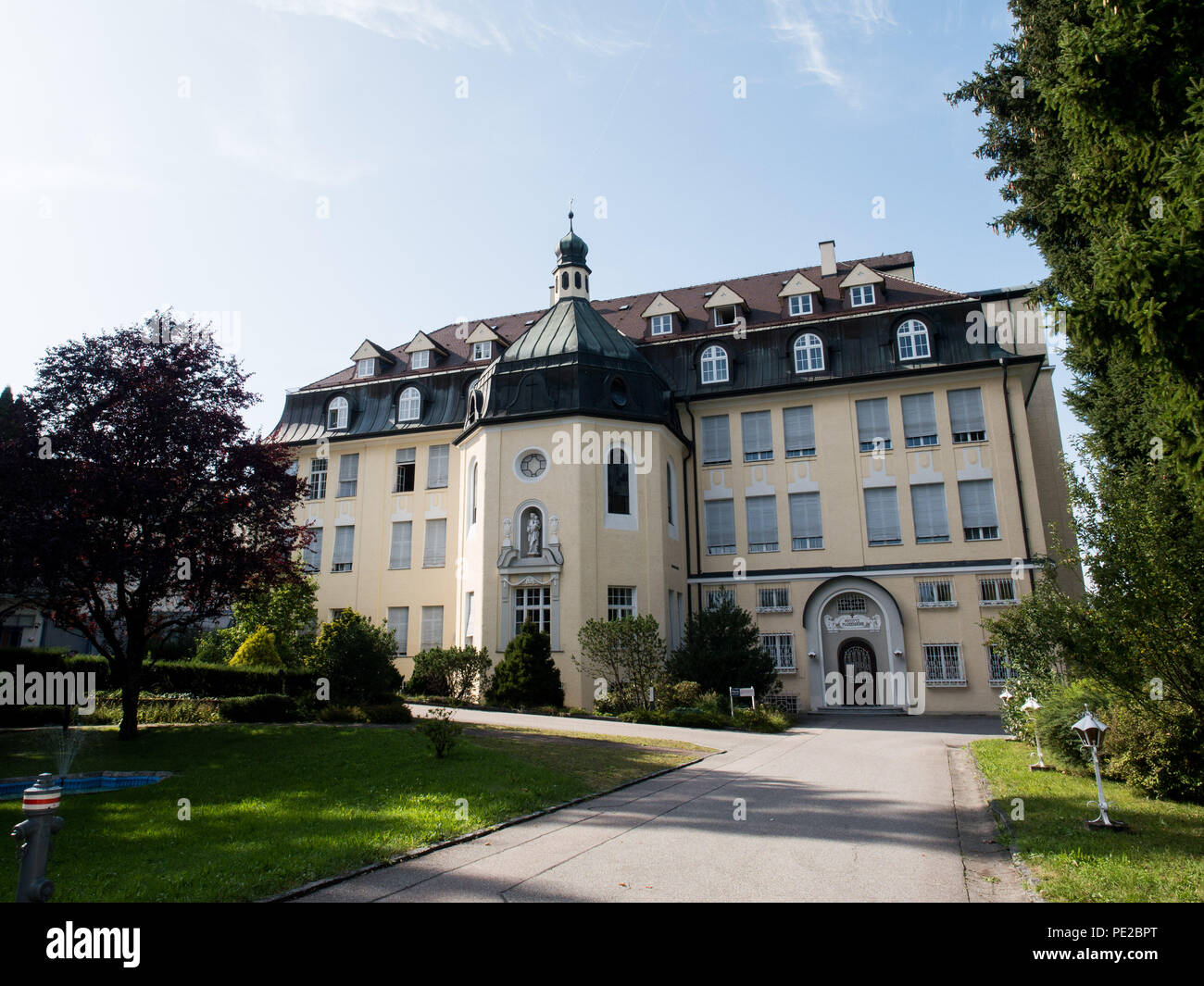 Braunau Am Inn, Austria. 30th Aug, 2017. Boarding school of sisters of Congregatio Jesu where Eva Braun lived as a young student. It was here when Hitler saw her for the first time. They became lovers until death in 1945.In a simple yellow house in Salzburger Vorstadt 15, Braunau am Inn, where his parents rented a small flat, Adolf Hitler was born on April 20th 1889. He later became the worst criminal in the history. In his birthplace in the Austrian town Braunau am Inn they try to forget him. They want to avoid the neo-nazi to make a pilgrimage site from this place. ThatÂ´s why the state Stock Photo