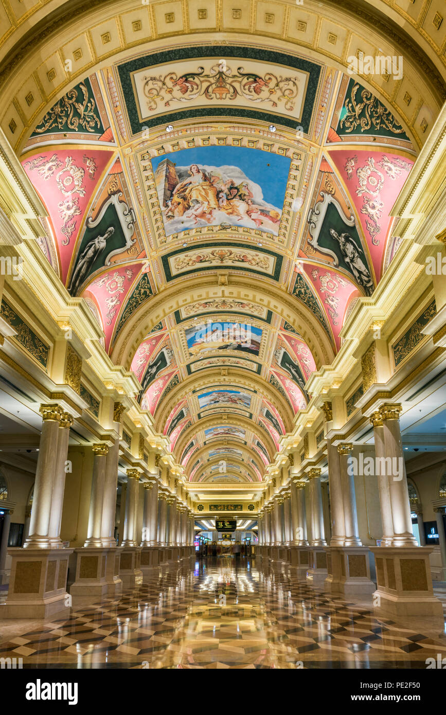 The intricate patterns on the ceiling of the Venetian Casino and Resort ...