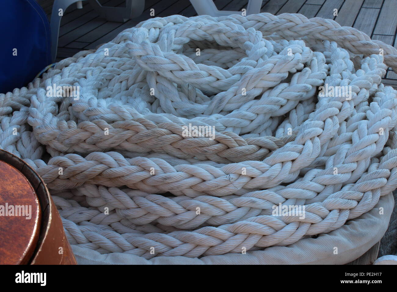 Braided rope hires stock photography and images Alamy