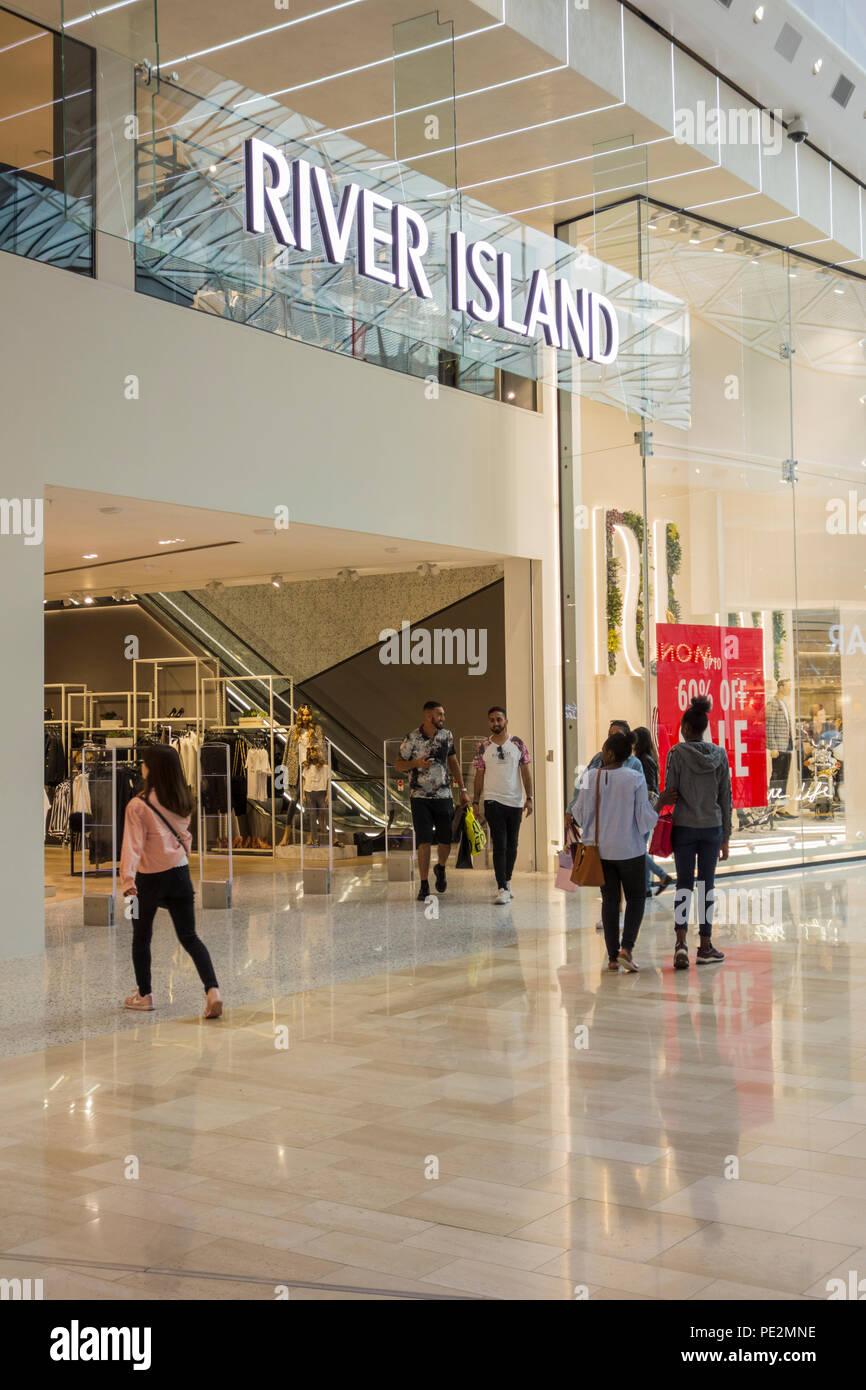 River island store front hi-res stock photography and images - Alamy