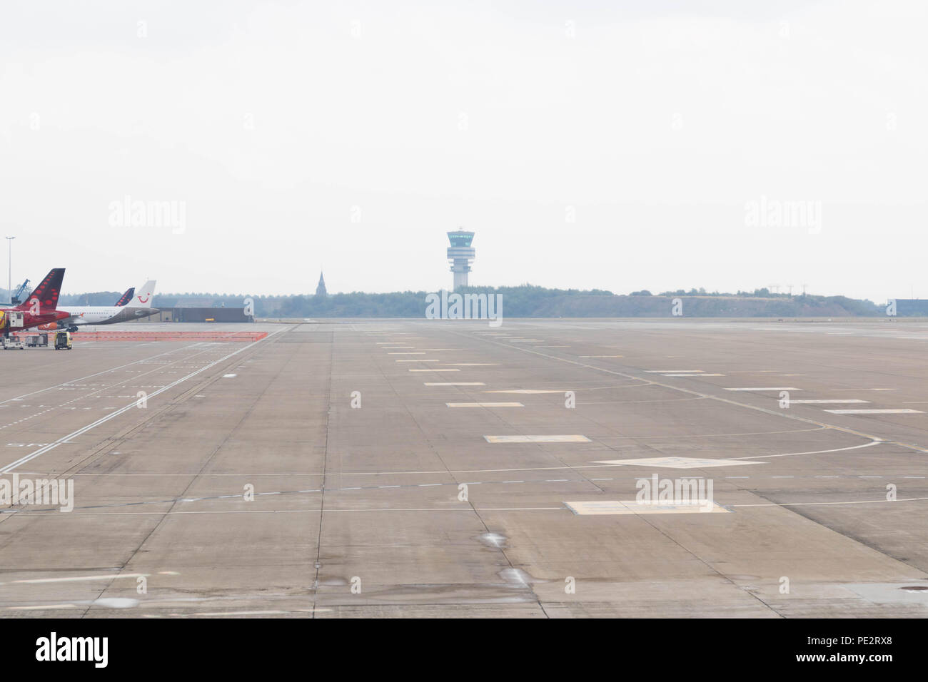 Brussels Airport belgium plane pist landing strips Stock Photo