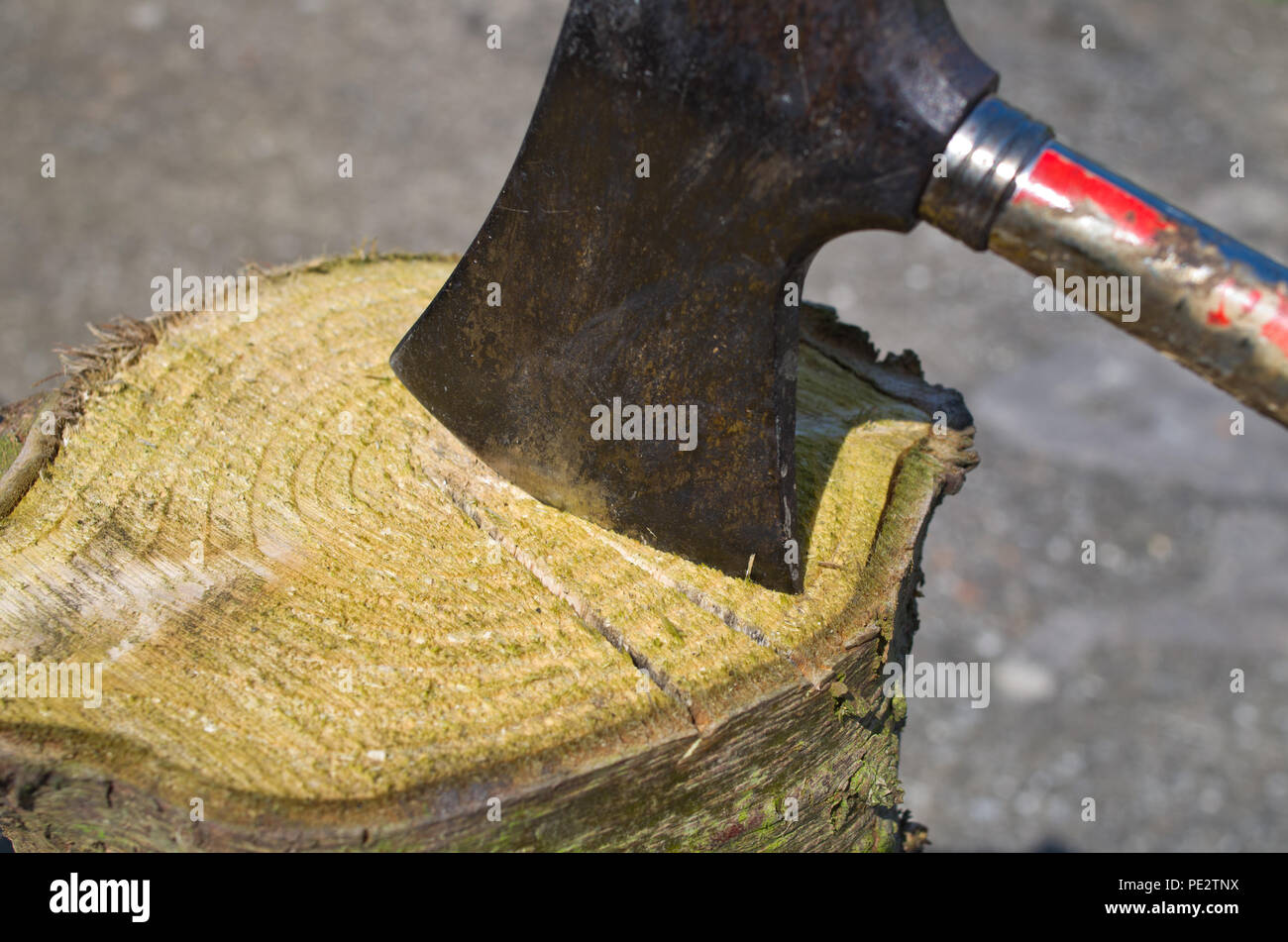 Firewood and axe hires stock photography and images Alamy