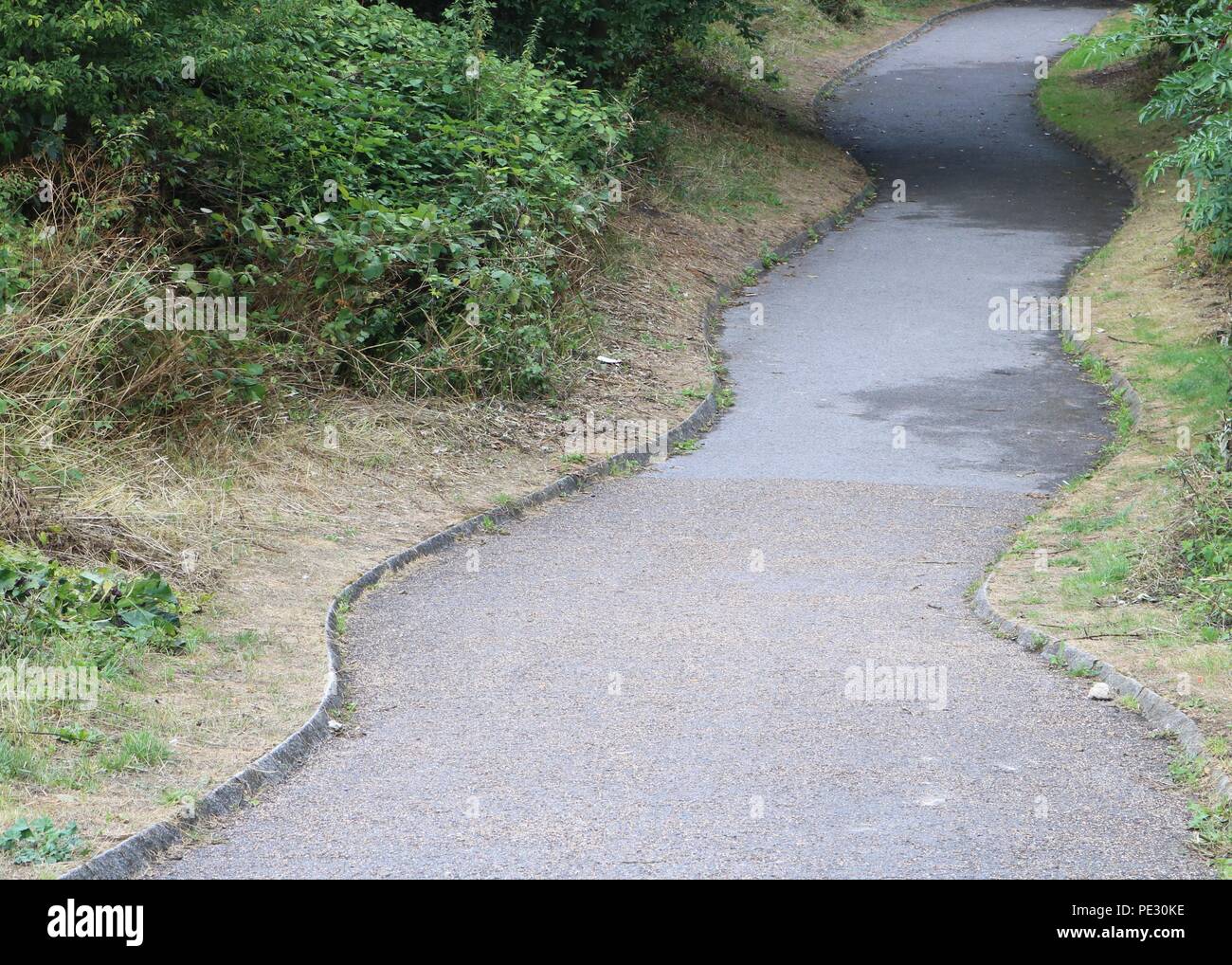 Concrete Verge Edge High Resolution Stock Photography and Images - Alamy