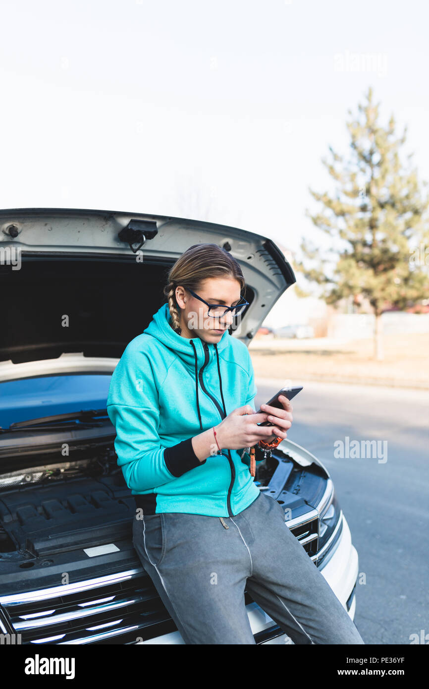 Calling breakdown services hi-res stock photography and images - Alamy