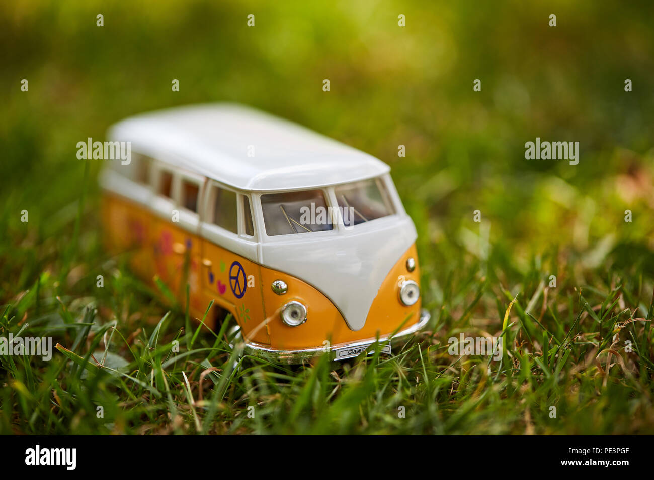 BRISA VW Collection Deodorante Auto T2 Bus | Fragranza Vaniglia | Licenza Ufficiale Volkswagen