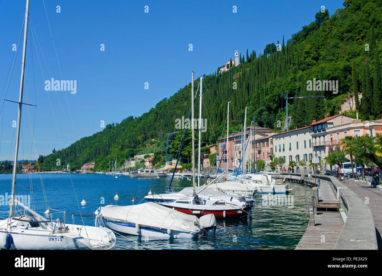 Promenade and harbour of Toscolano-Maderno, province Brescia, Lake Garda, Lombardy, Italy Stock Photo