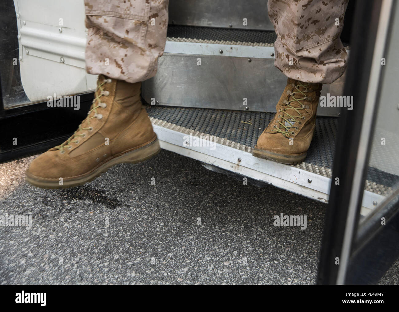 marine expeditionary boot