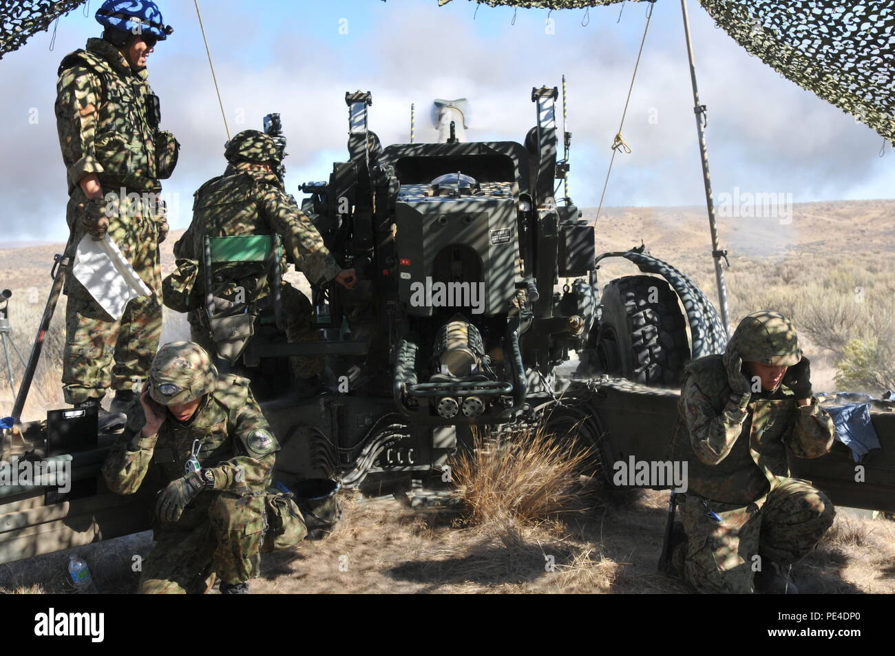 Artillerymen with the 33rd Infantry Regiment, 10th Division, Japan