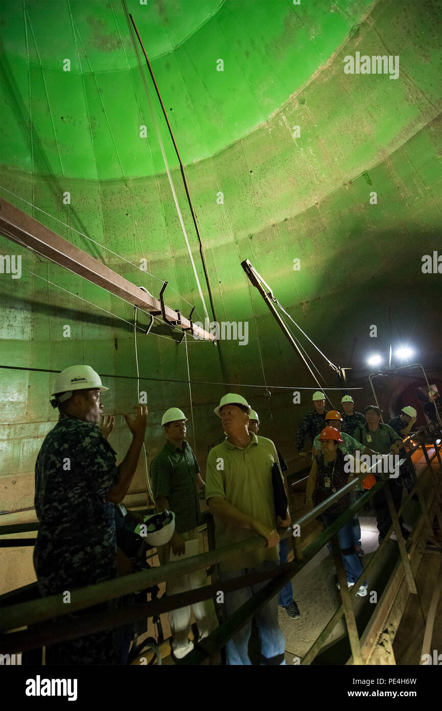 Pearl harbor fuel storage facility hires stock photography and images