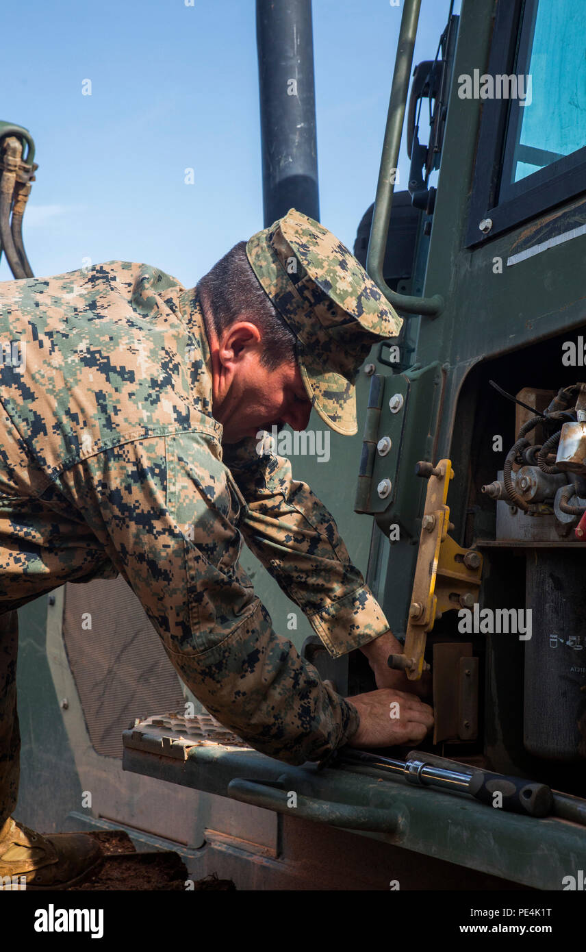 Usmc Telehandler A Marine with the Special Purpose Marine Air-Ground Task Force-Southern ...
