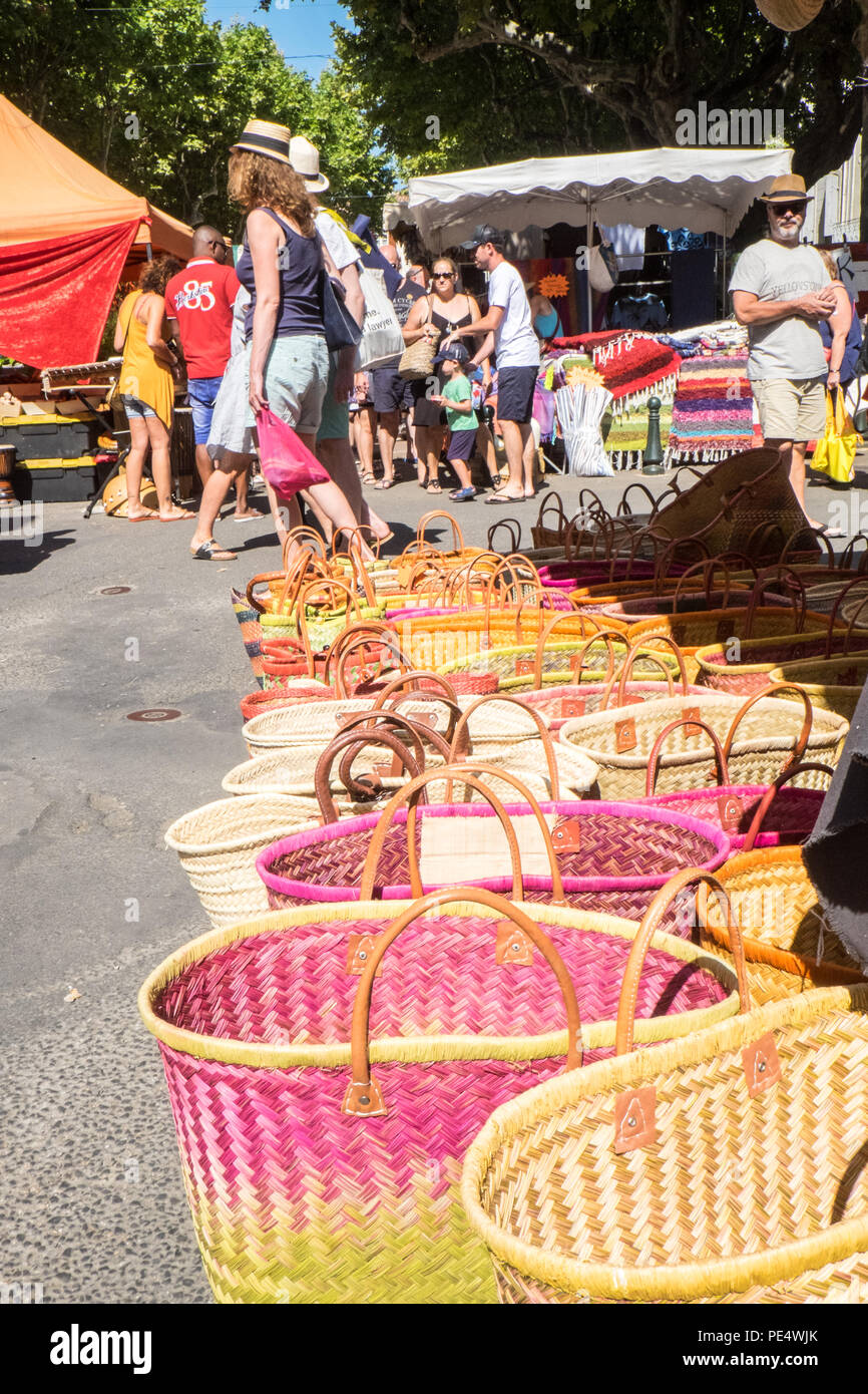 Popular,Esperaza,Sunday,market,food,artisan,crafts,goods,hippy,hippie