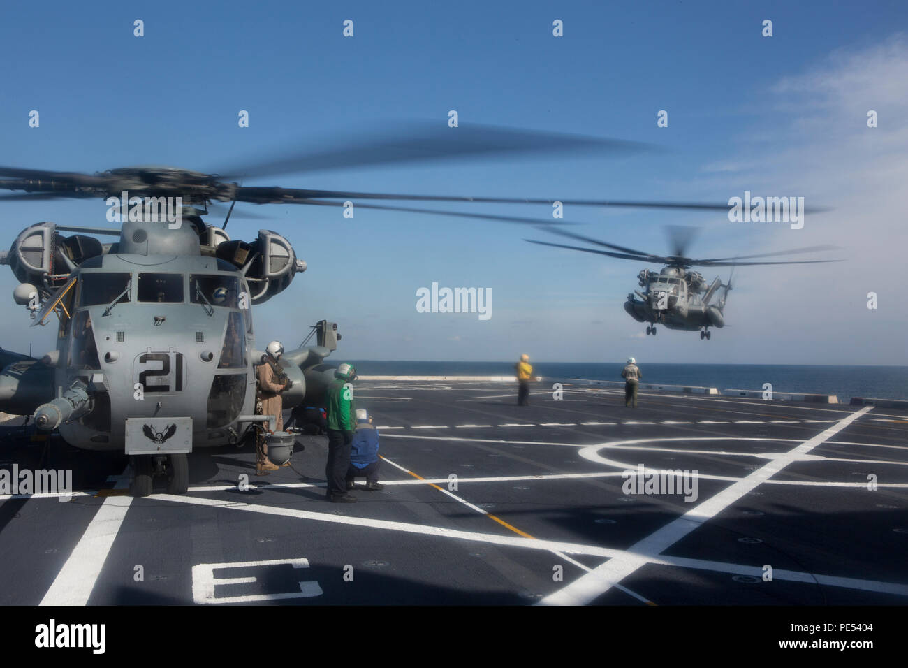 CH-53E Super Stallions with Marine Medium Tiltrotor Squadron (VMM) 162 ...