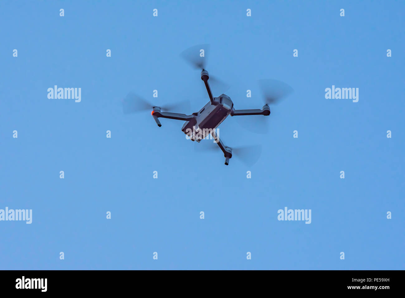 Camera on plane flight hires stock photography and images Alamy