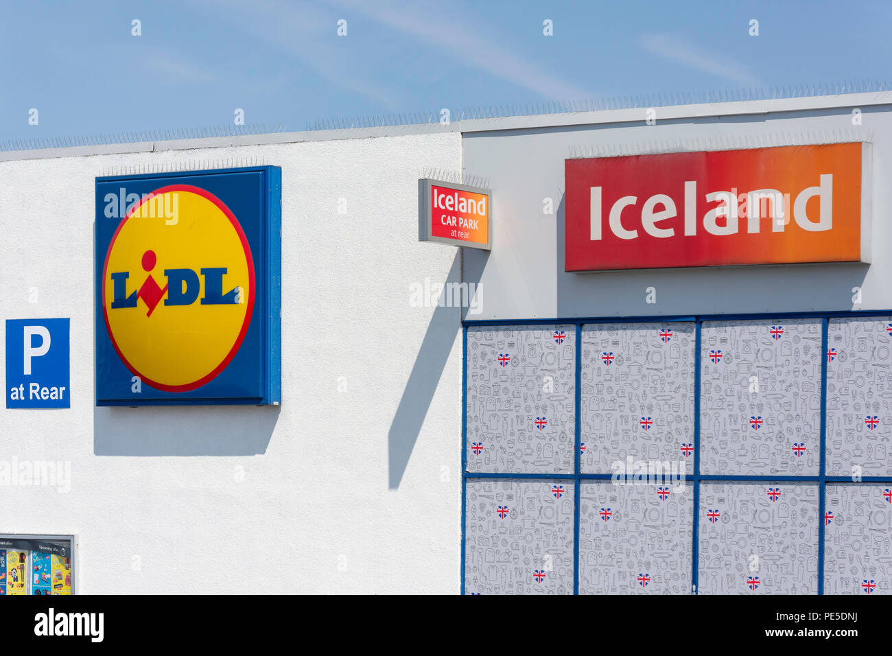 Lidl And Iceland Supermarket Signs Heathway Dagenham London Borough Of Barking And Dagenham Greater London England United Kingdom Stock Photo Alamy