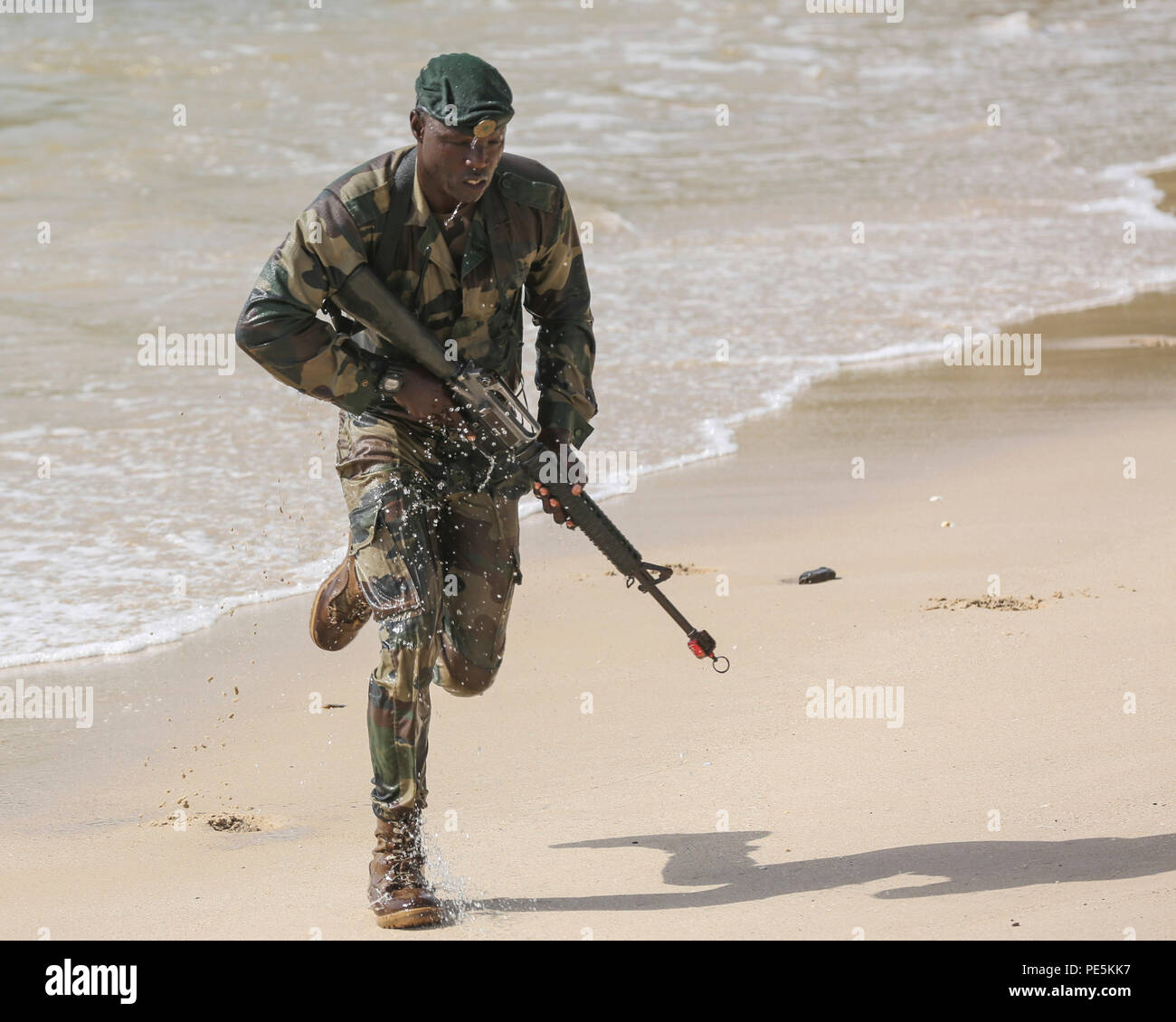 A Compagnie Fusilier de Marin Commando raids the beach during the final ...