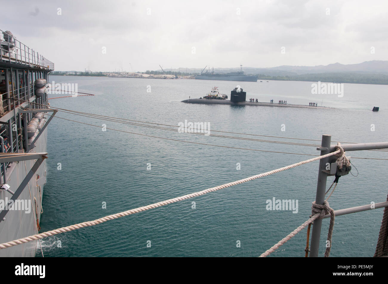 150924NPN275036 APRA HARBOR, Guam (Sept. 24, 2015) Los Angeles