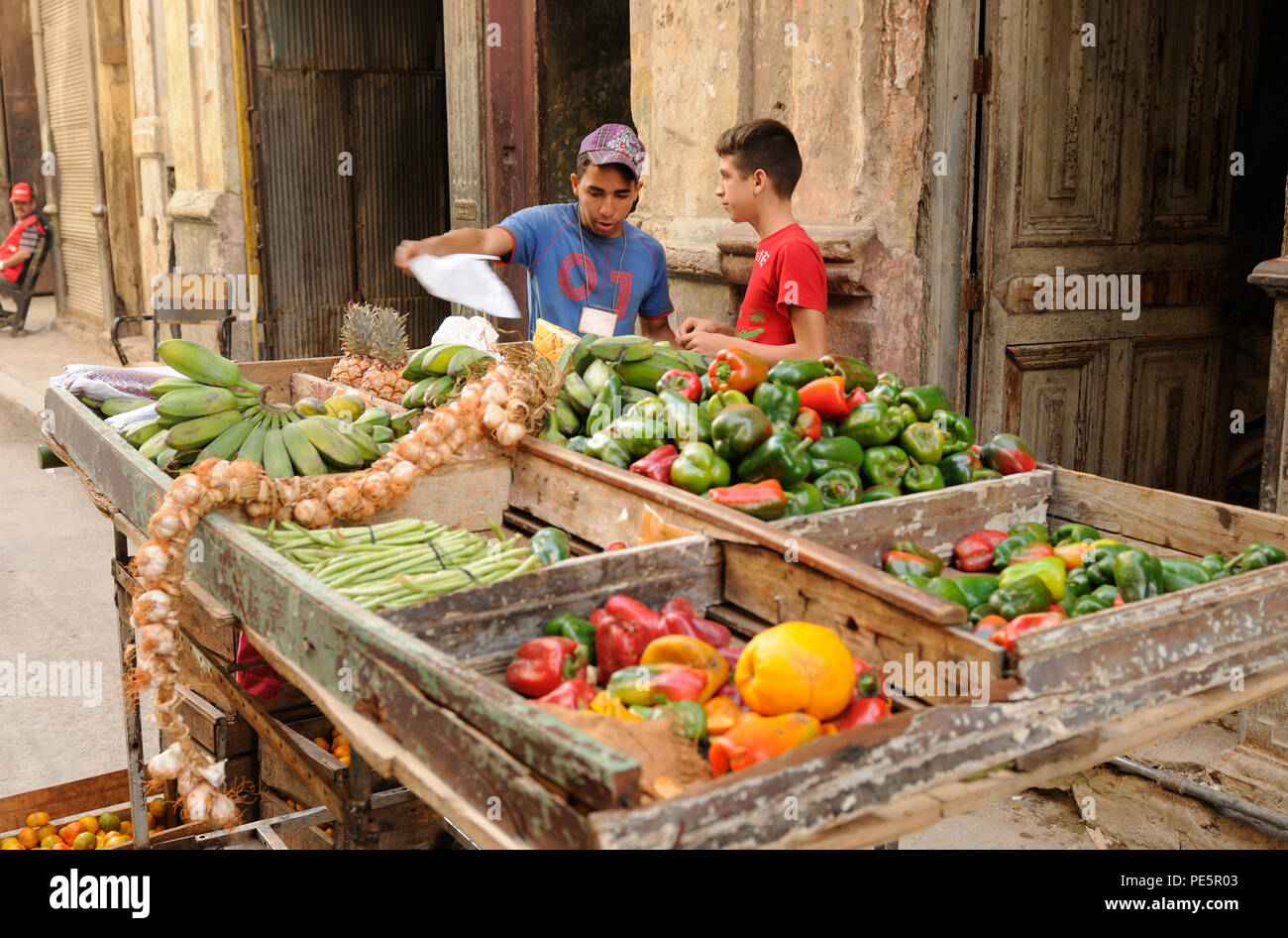 Cuba: Young street-market-traders in Havanna-City. Stock Photo