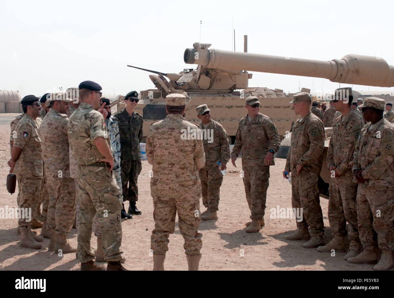 Students and staff members of the Kuwait Command and Staff College ...