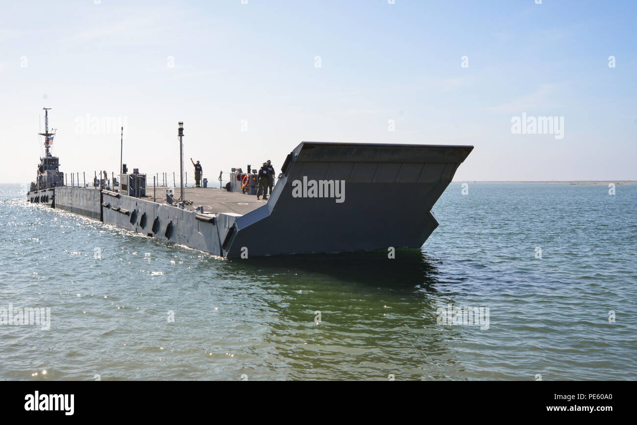 Acb Inls Floating causeway construction hi-res stock photography and images - Alamy