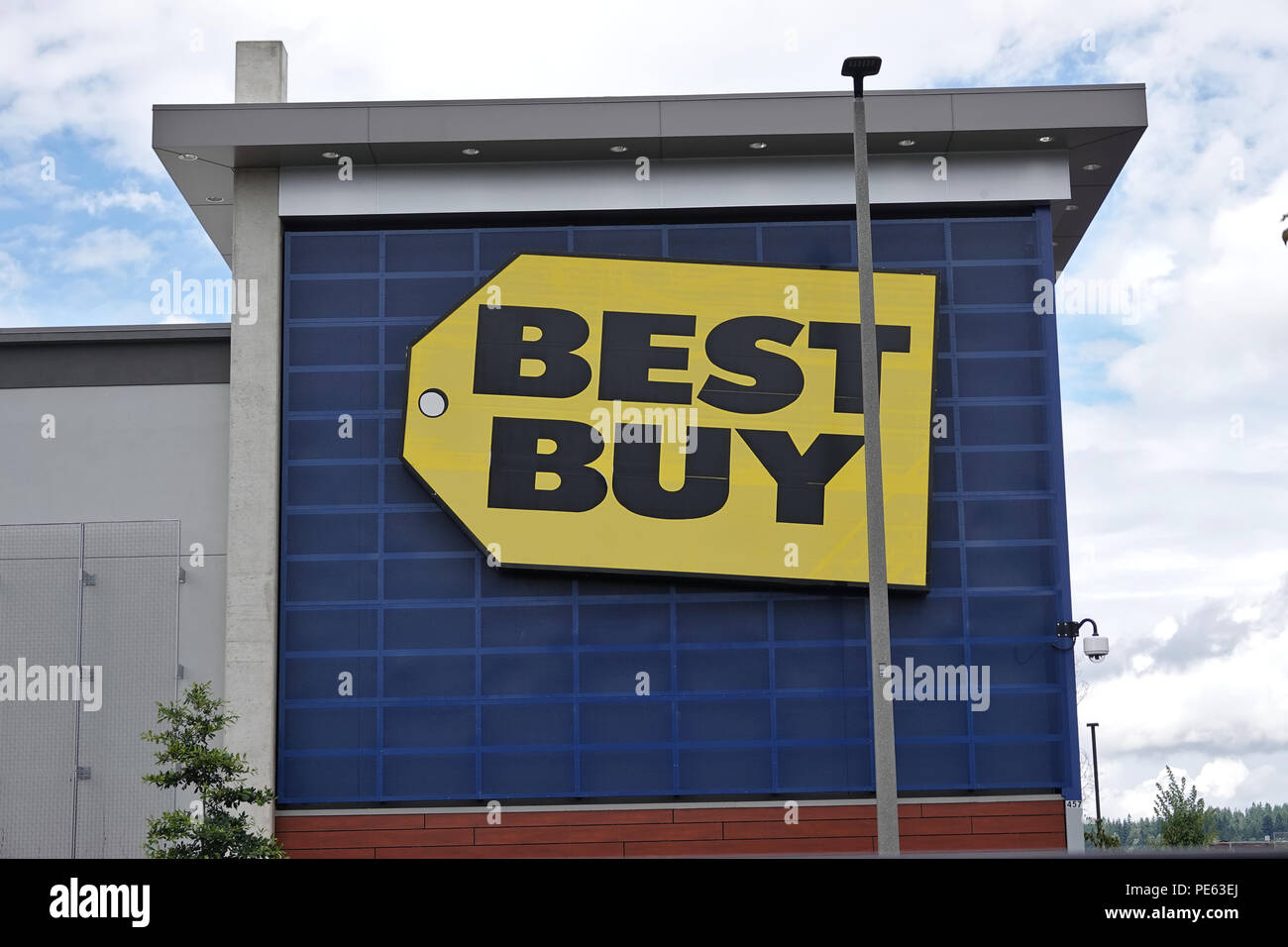 Best buy store hires stock photography and images Alamy