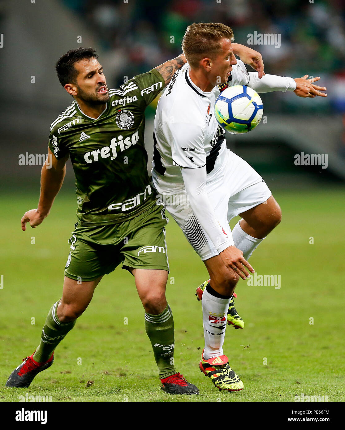 SÃO PAULO, SP - 12.08.2018: PALMEIRAS X VASCO - Maxi Lopez and Luan during the match between Palmeiras and Vasco da Gama held at Allianz Parque, West Zone of São Paulo. The match is valid for the 18th round of the 2018 Brazilian Championship. (Photo: Marco Galvão/Fotoarena) Stock Photo
