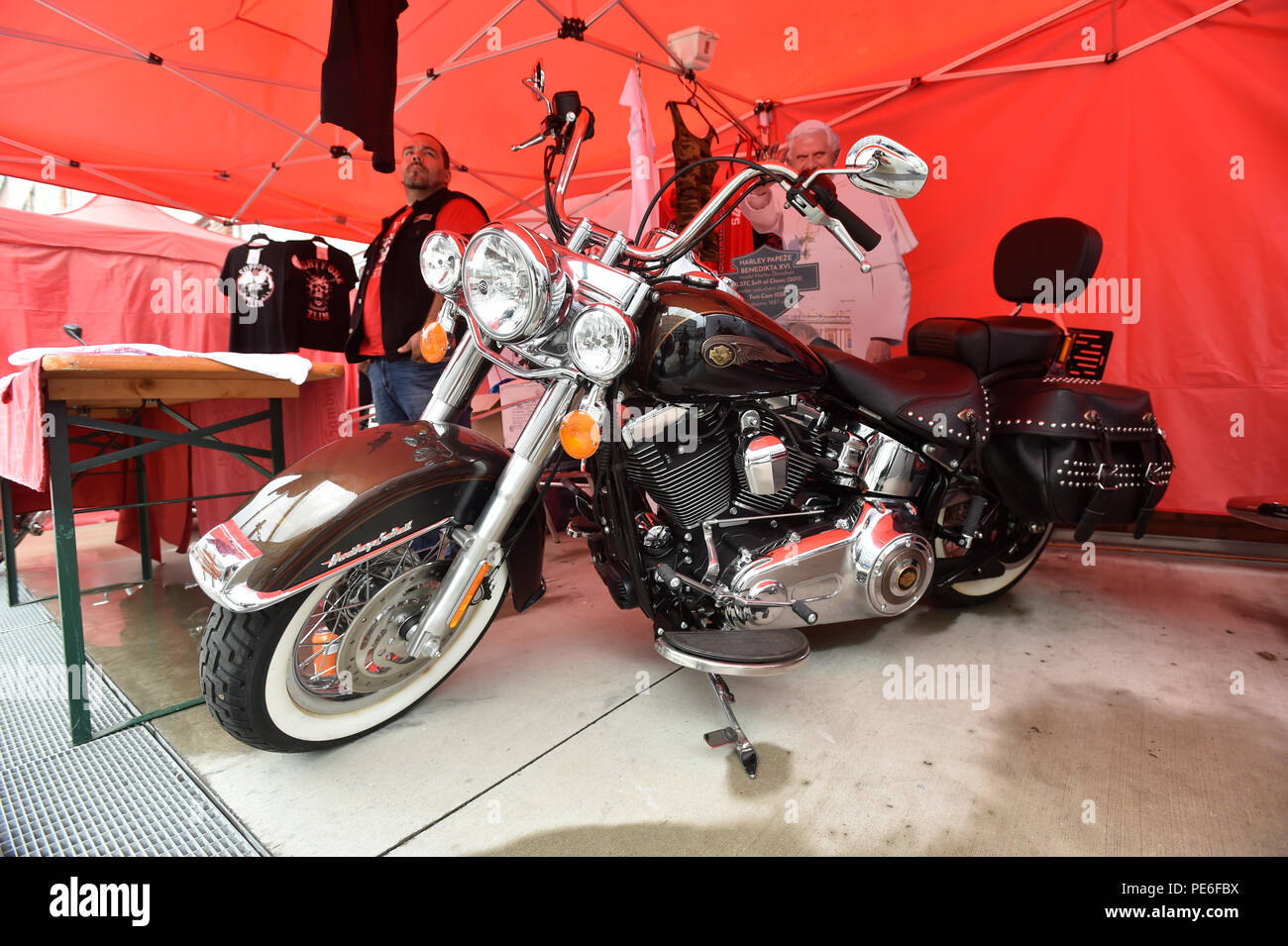 Dyna super glide hi-res stock photography and images - Alamy