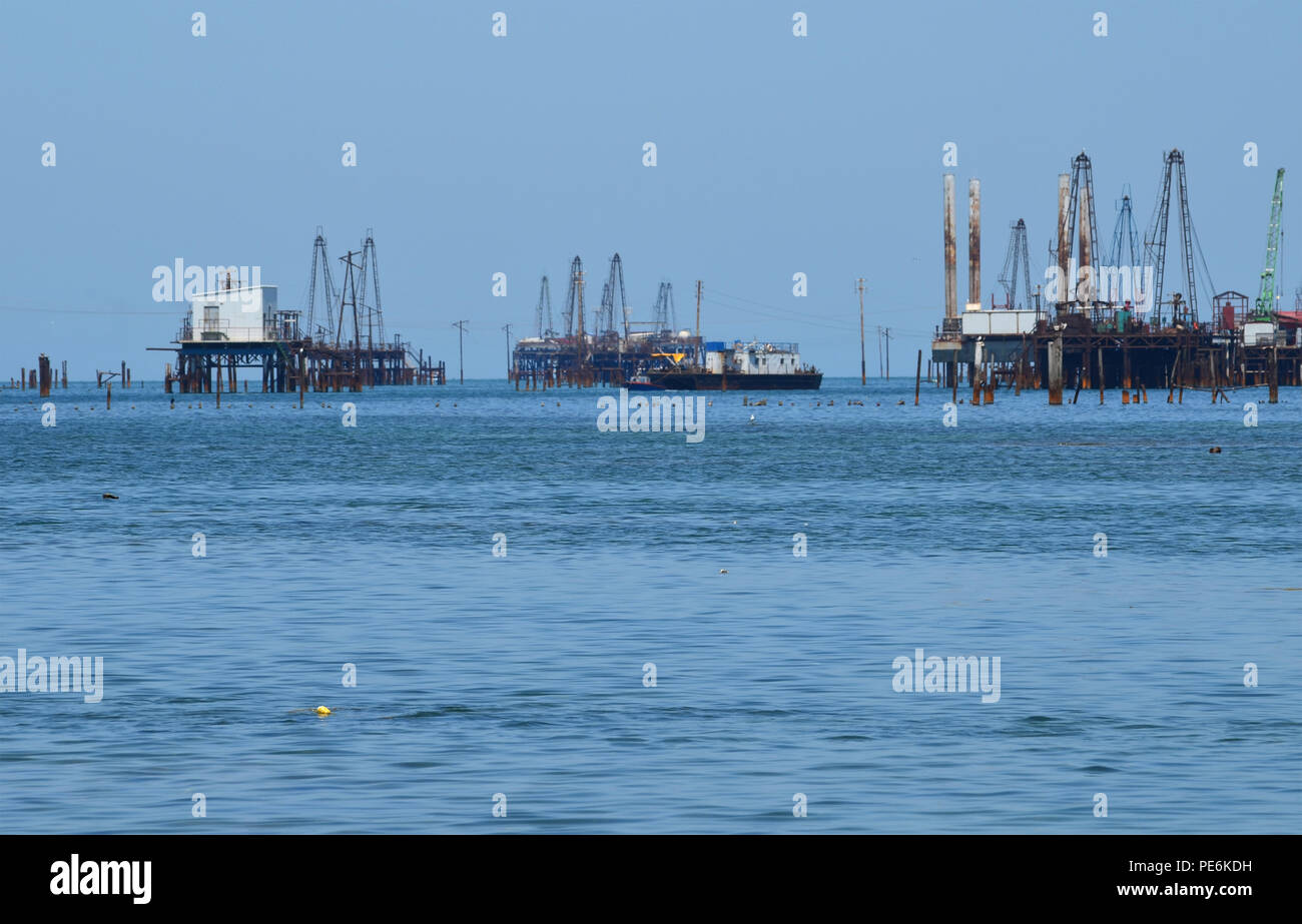 Oil rigs in the Caspian Sea, Absheron Peninsula, Azerbaijan Stock Photo