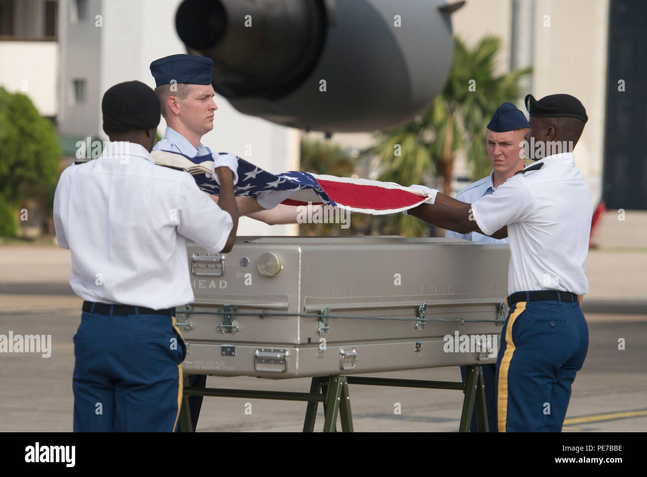 Defense personnel carry flag hi-res stock photography and images - Alamy