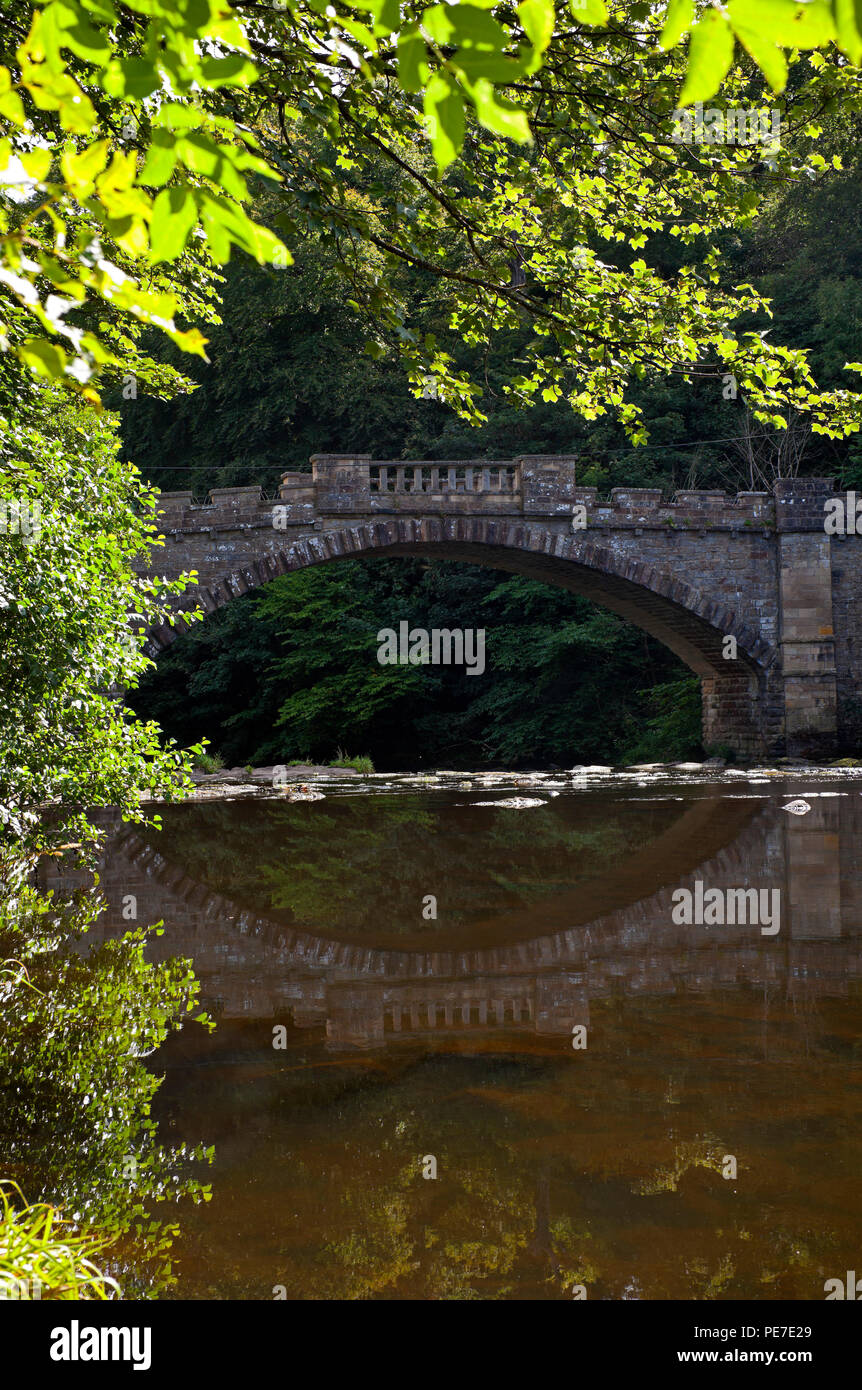 Nasmyth Bridge, River Almond, Almondell, East Calder, West Lothian, Scotland UK Stock Photo