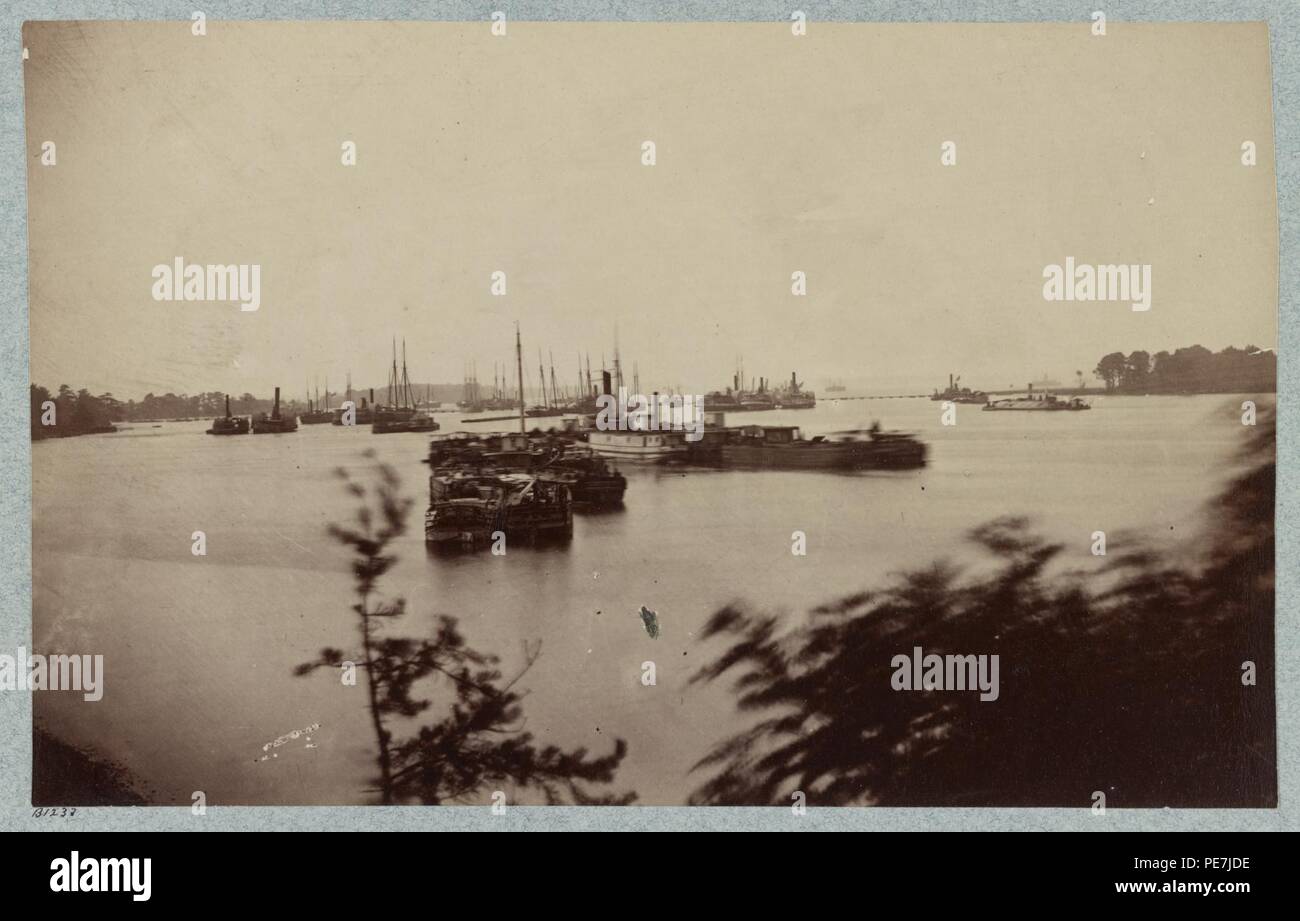 Army transports hi-res stock photography and images - Alamy