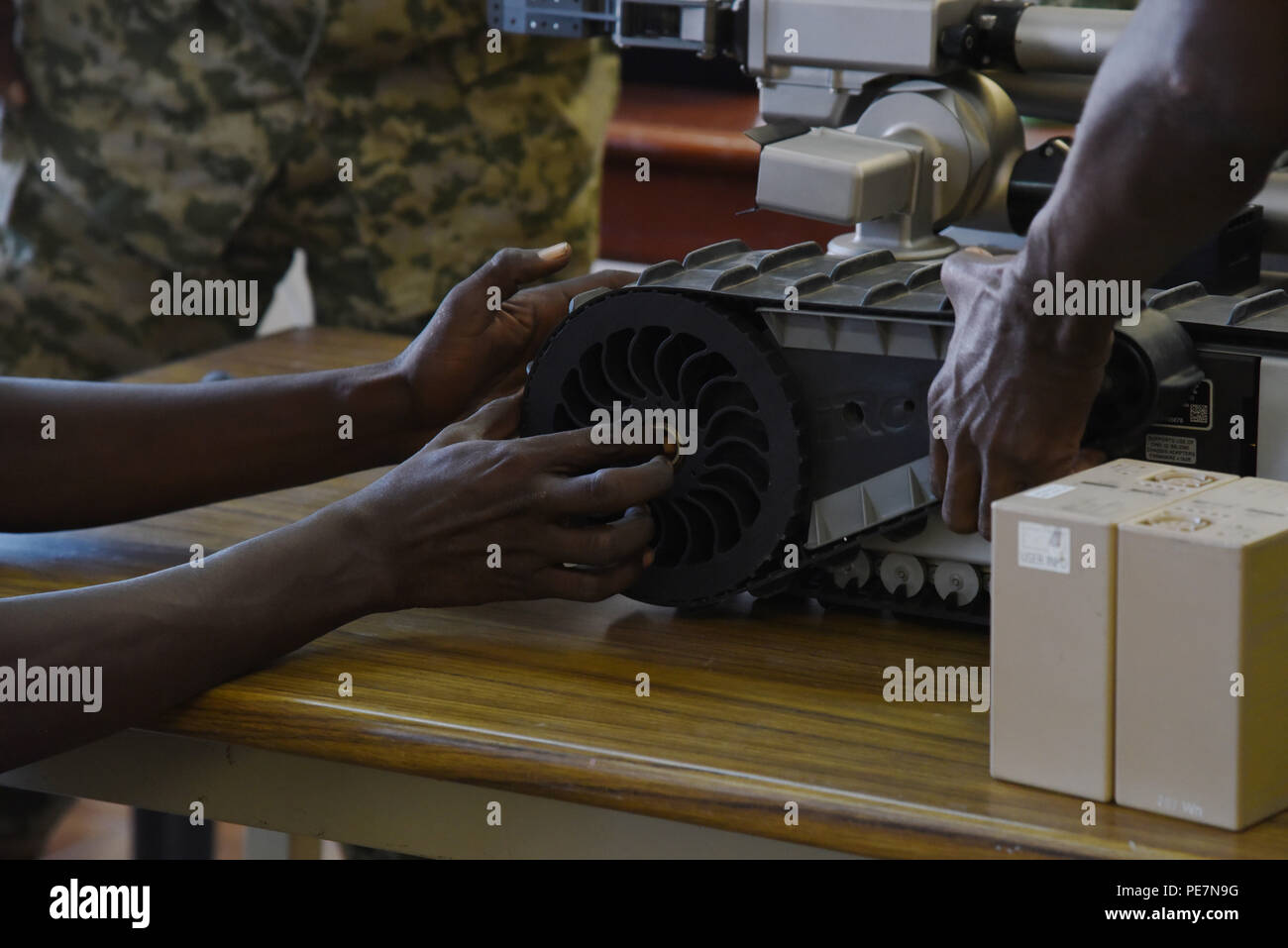 Irobot 510 packbot hi-res stock photography and images - Alamy