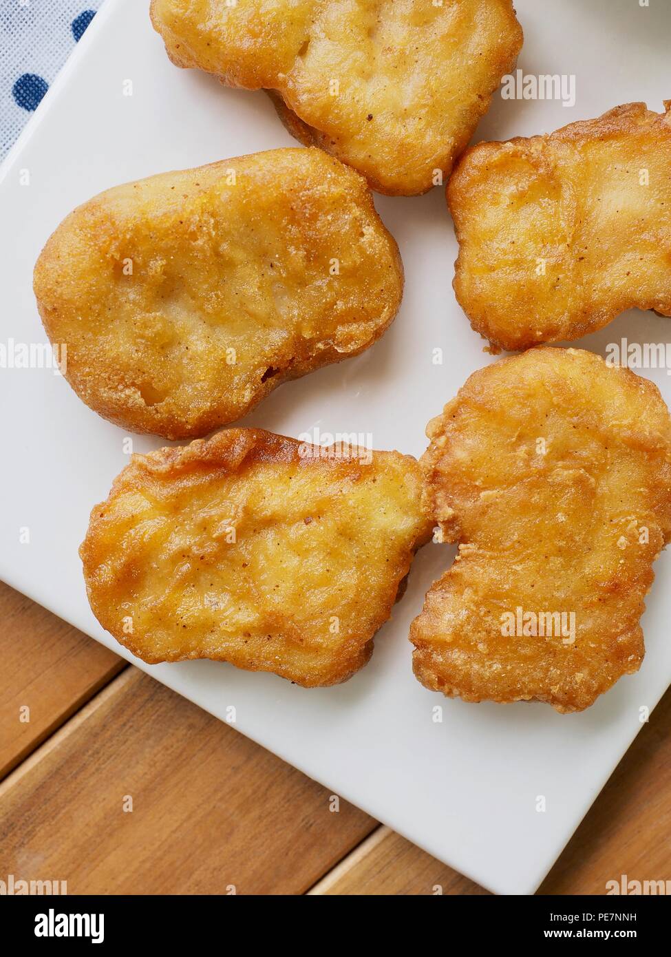 Chicken nuggets and honey mustard sauce Stock Photo Alamy
