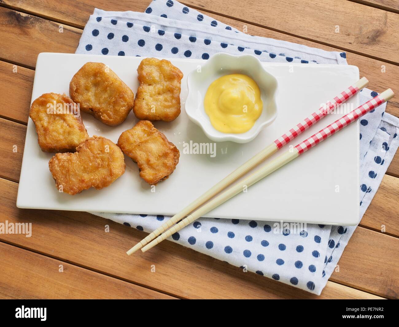 Chicken nuggets and honey mustard sauce Stock Photo Alamy