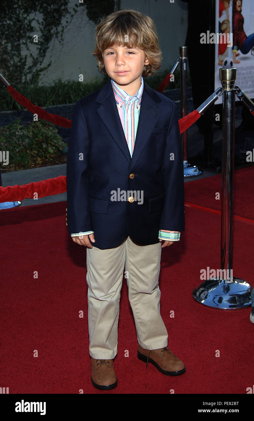 Ty Panitz Arriving At The Yours Mine Ours Premiere At The Arclight Theatre In Los Angeles November 20 2005 Panitzty057 Red Carpet Event Vertical Usa Film Industry Celebrities Photography Bestof Arts Culture