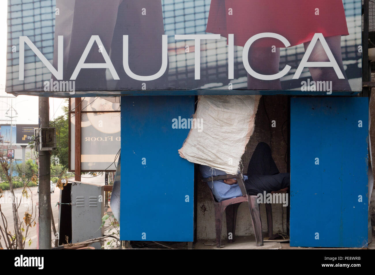 Nautica store hi-res stock photography and images - Alamy