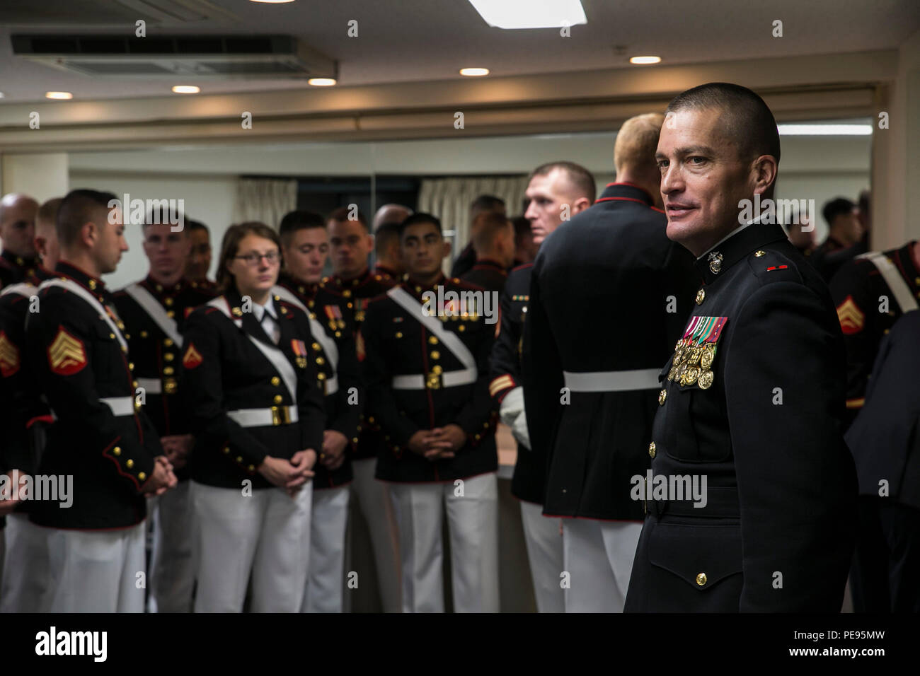 Usmc warrant deals officer dress blues