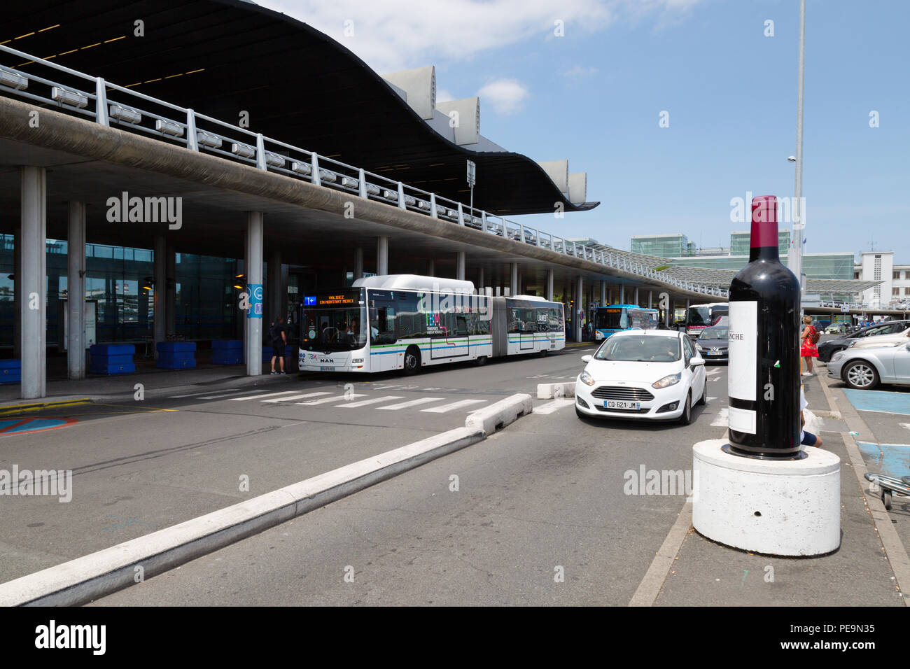 Altijd belasting Wizard Bordeaux mérignac airport hi-res stock photography and images - Alamy