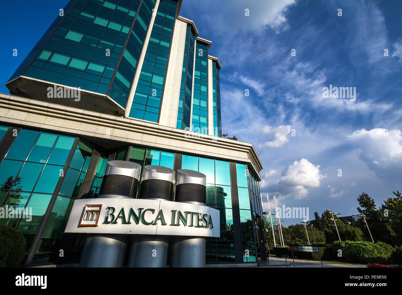 Banca intesa hi-res stock photography and images - Alamy
